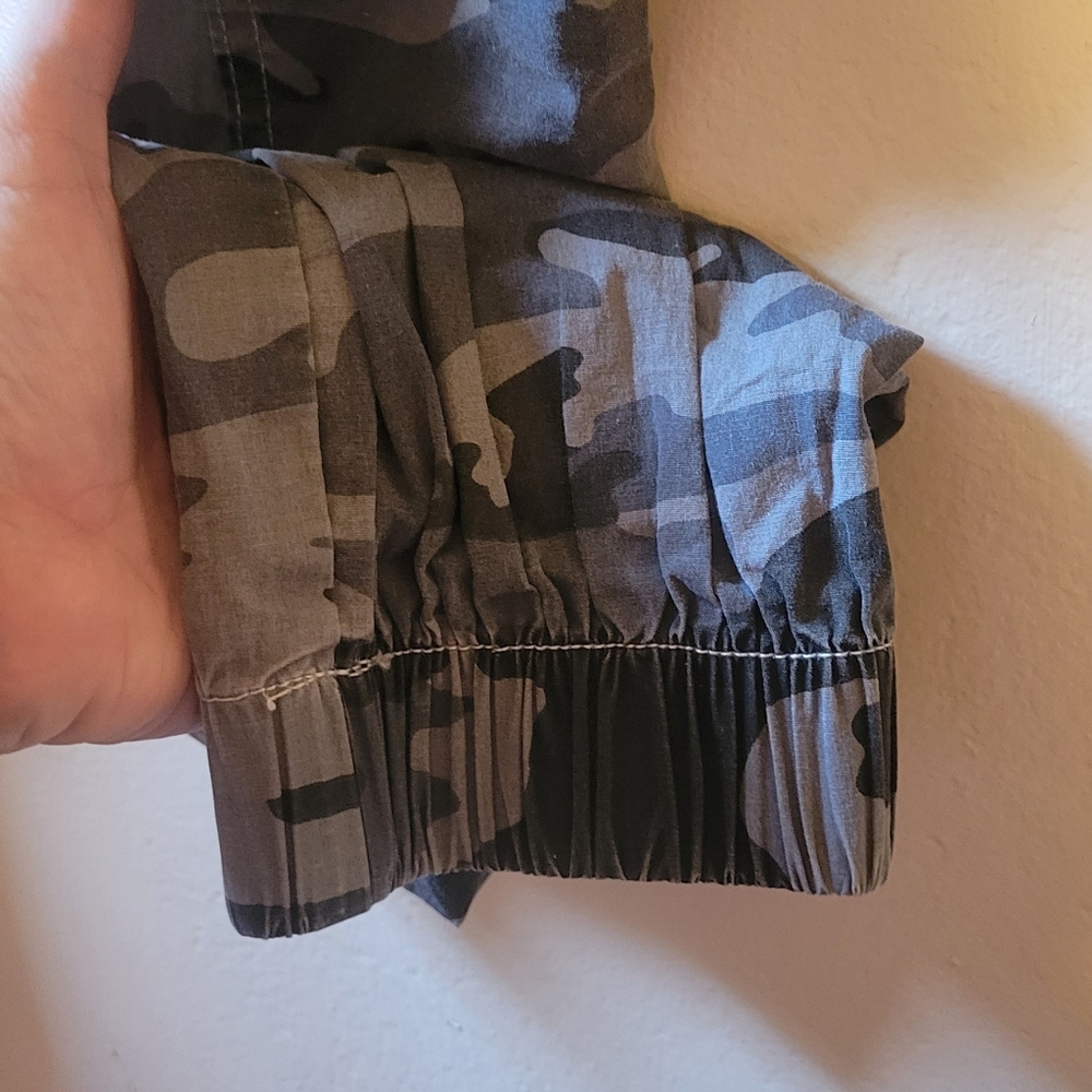 Cargo pants Size XS - Picture 3 of 4